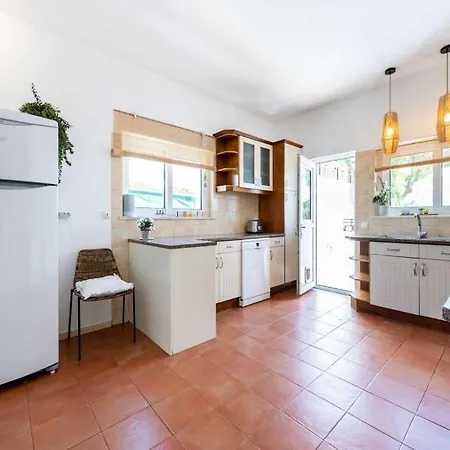 Mare Vista - 4 Bedrooms - Magnificent View Of The Ocean - 300 Metres To The Sea - Short Drive To Luz