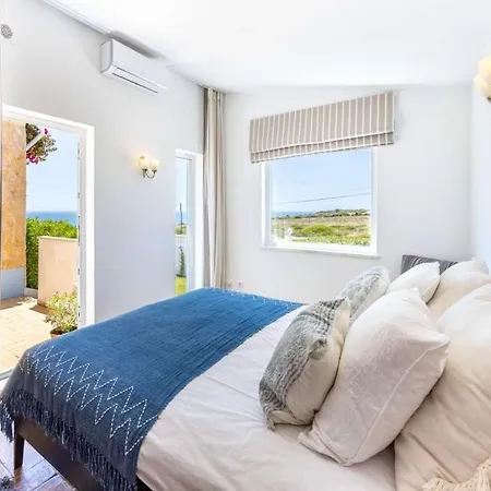 Mare Vista - 4 Bedrooms - Magnificent View Of The Ocean - 300 Metres To The Sea - Short Drive To